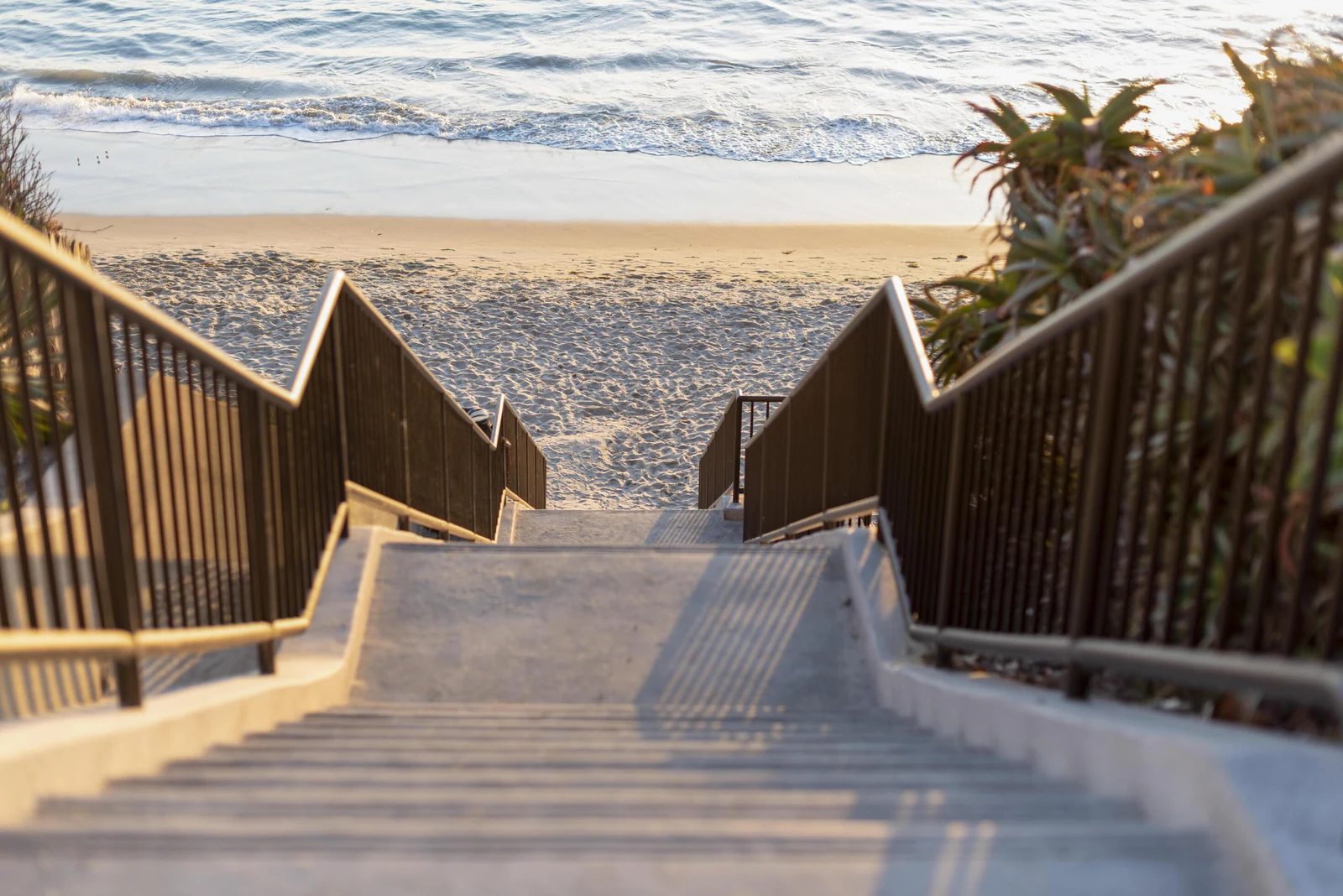 Laguna Niguel, California community and real estate